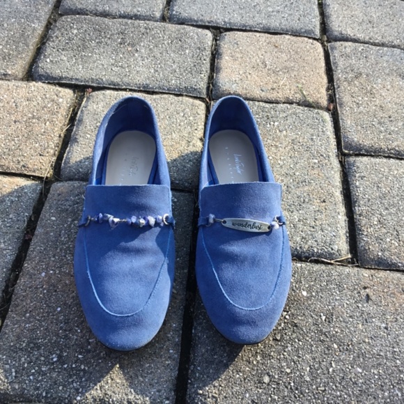 Blue suede Shoes - Picture 2 of 8